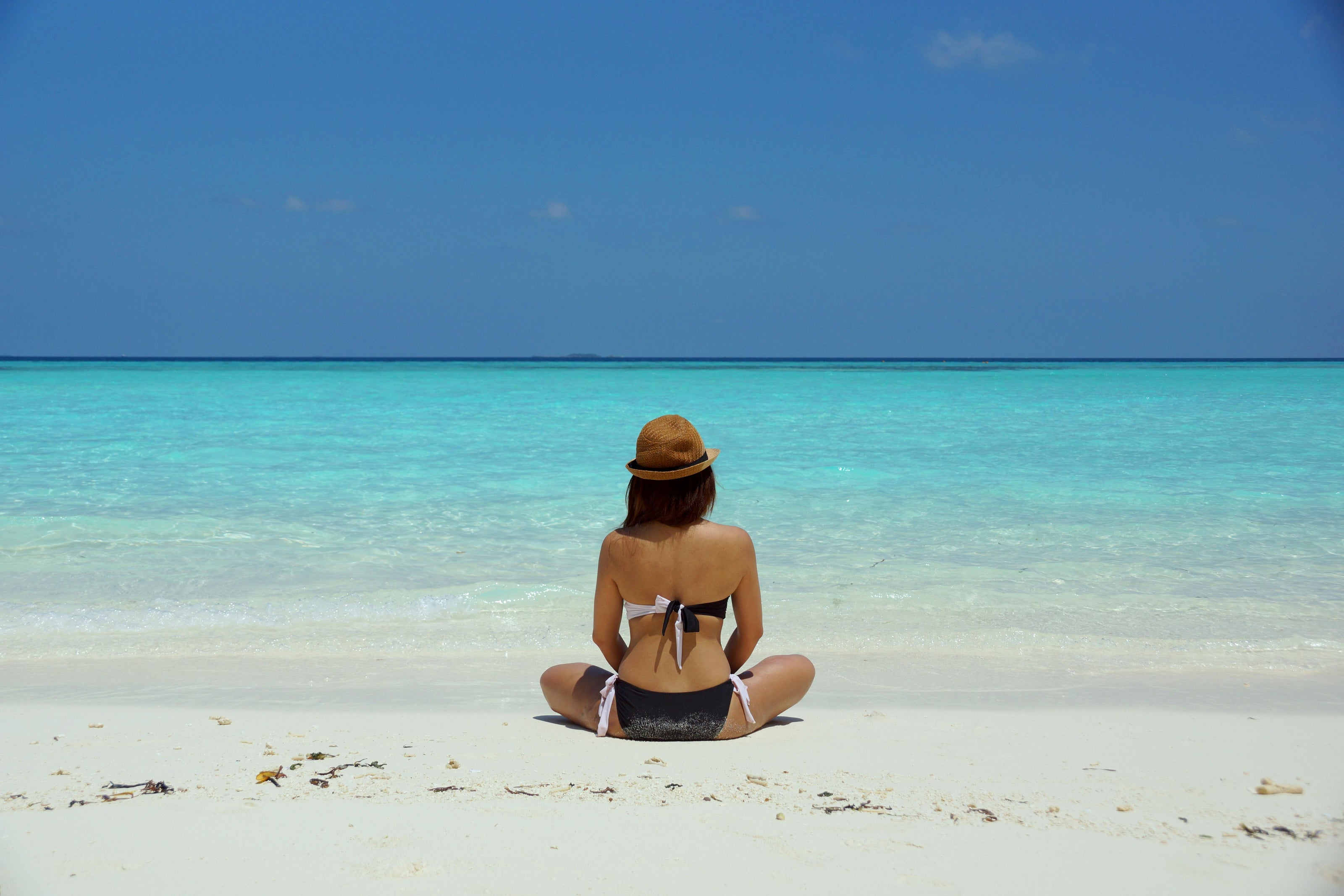 sea-sun-waves-blue-desert-island-paradise-vacation-holiday